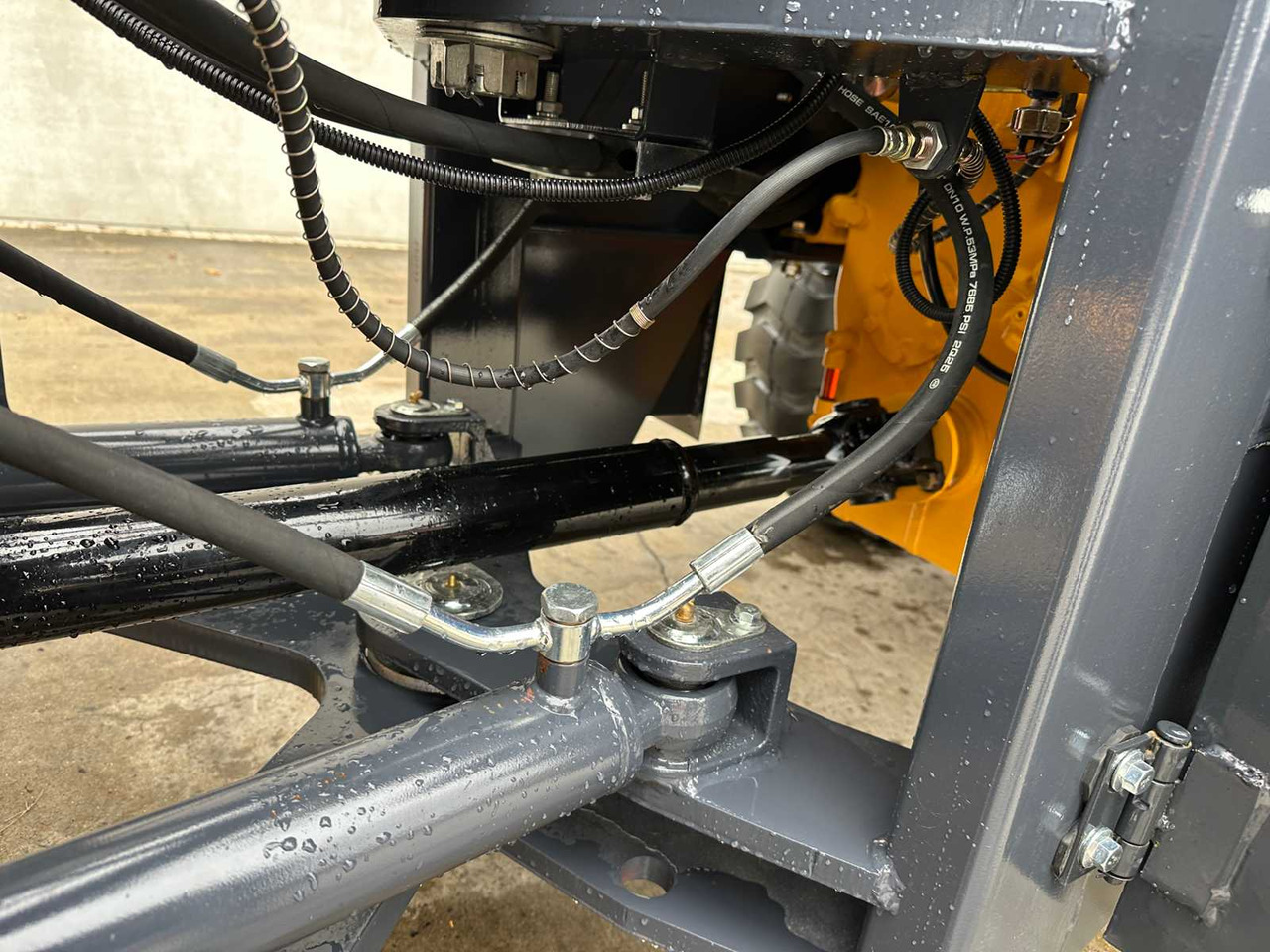 Chargeuse sur pneus BLANCHE - 2025 - TW36 - SHOVEL