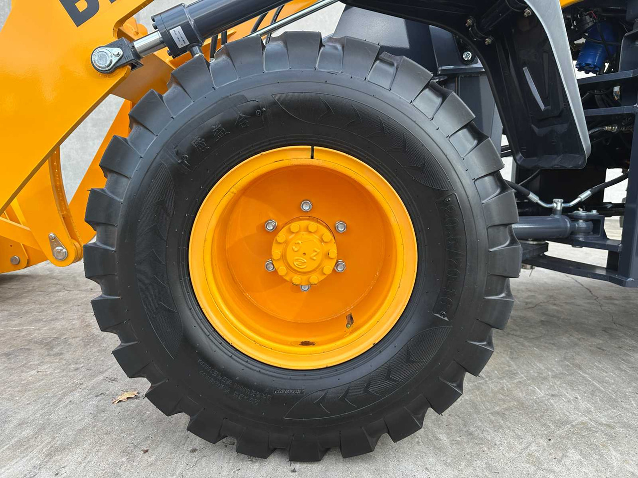 Chargeuse sur pneus BLANCHE - 2025 - TW36 - WHEEL LOADER