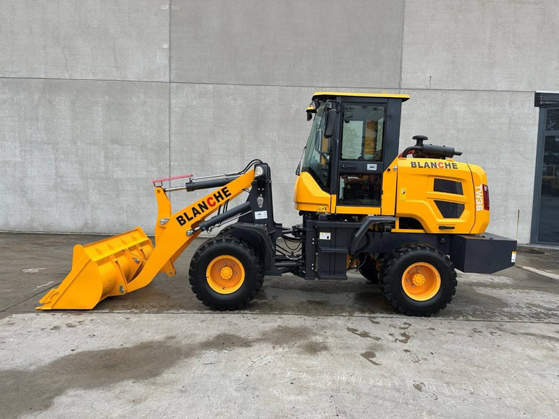 Chargeuse sur pneus BLANCHE TW36