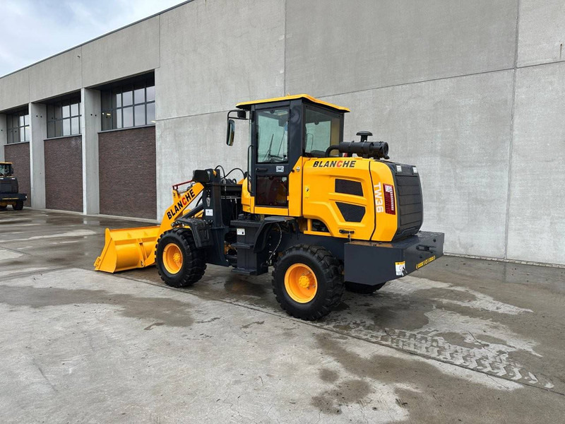 Chargeuse sur pneus BLANCHE TW36