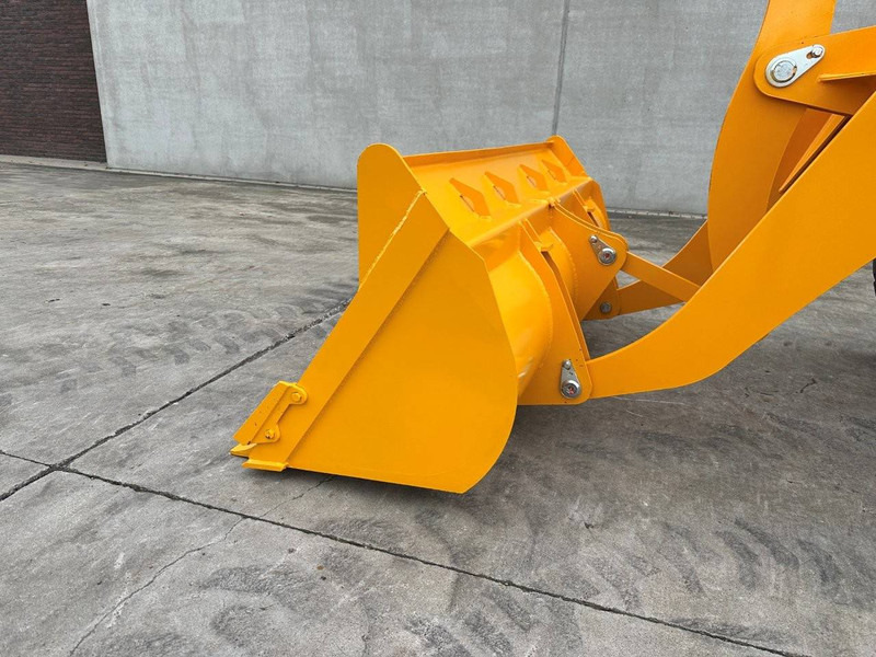 Chargeuse sur pneus BLANCHE TW36