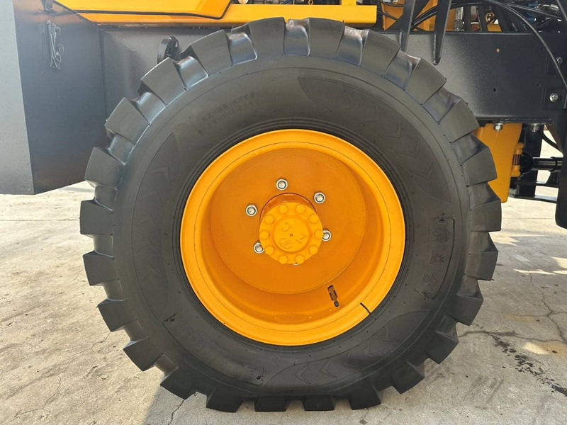 Chargeuse sur pneus BLANCHE TW36