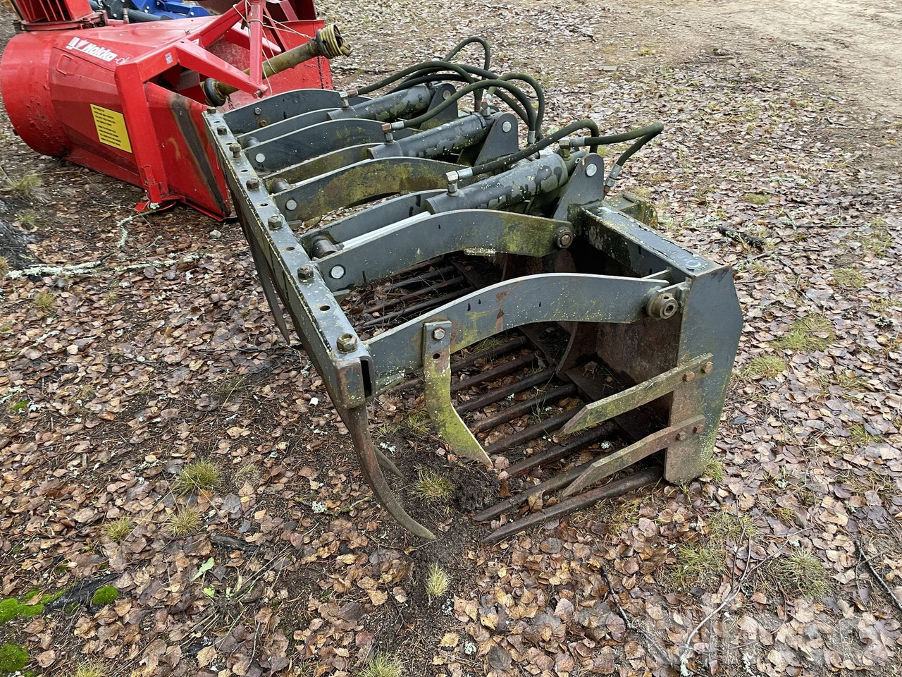 Chargeuse sur pneus BM H10 2053