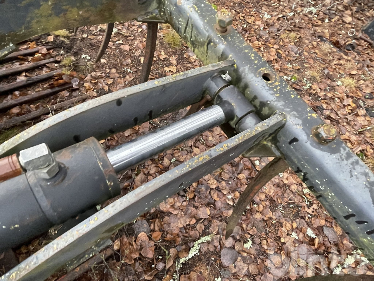 Chargeuse sur pneus BM H10 2053