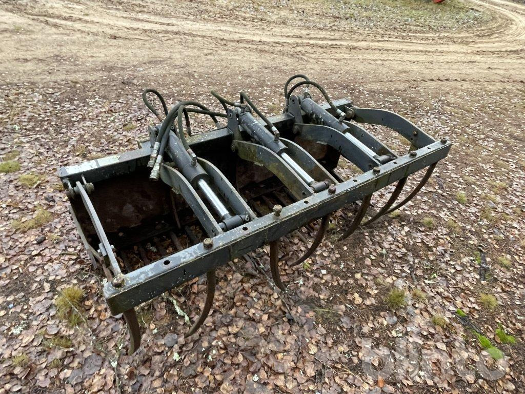 Chargeuse sur pneus BM H10 2053