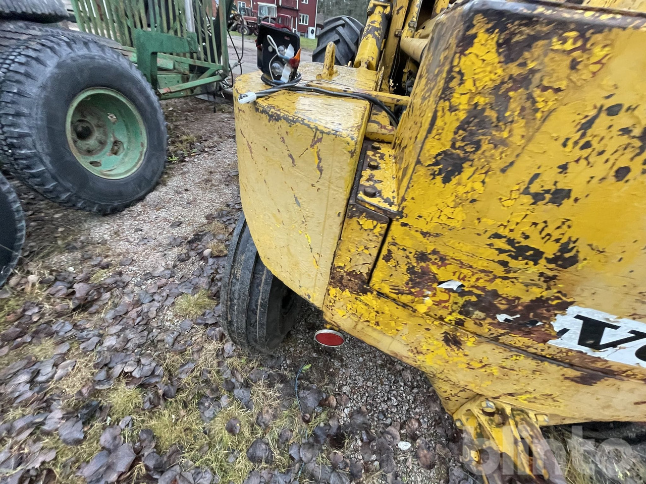 Chargeuse sur pneus BM H10 2053