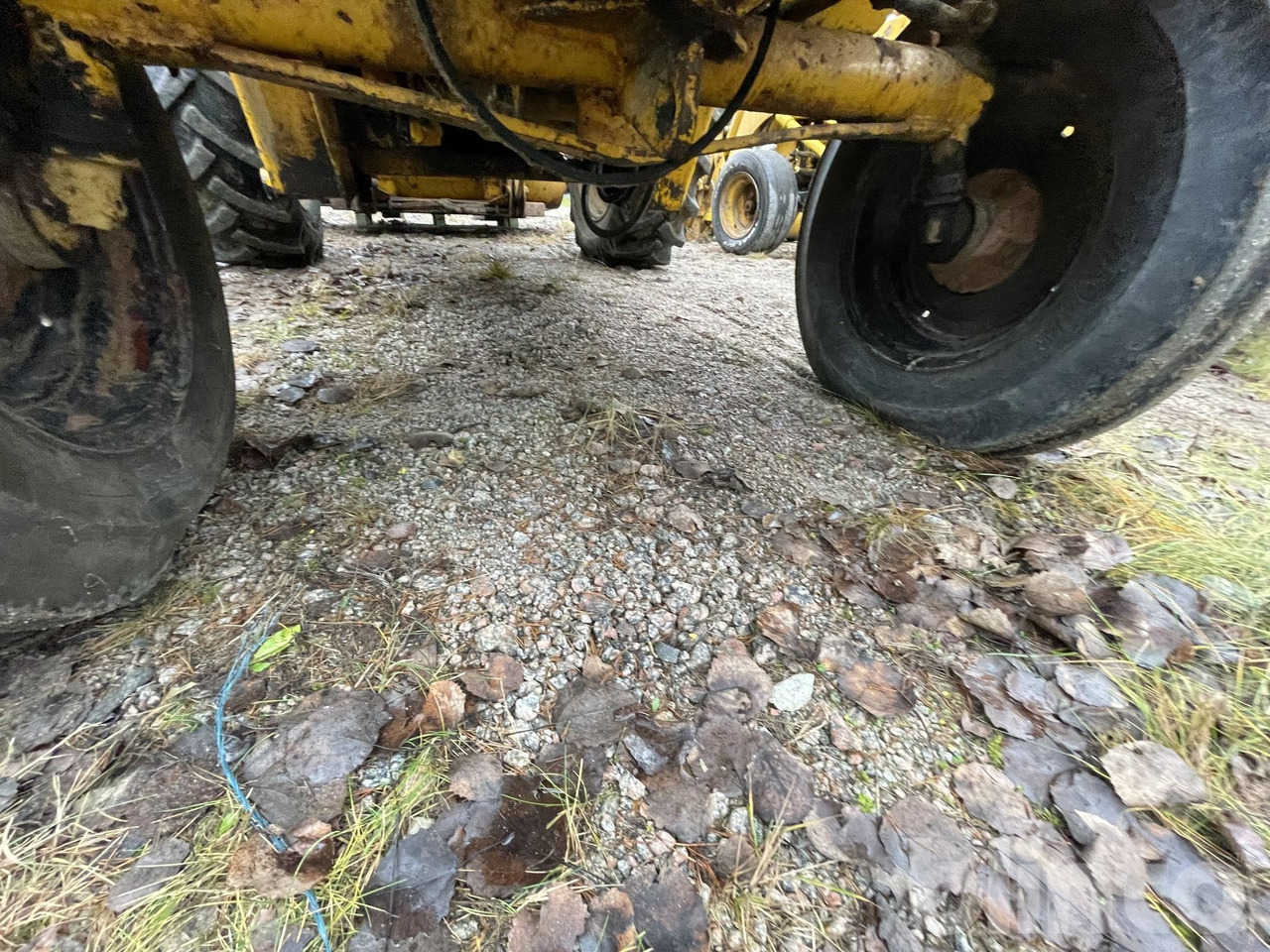 Chargeuse sur pneus BM H10 2053