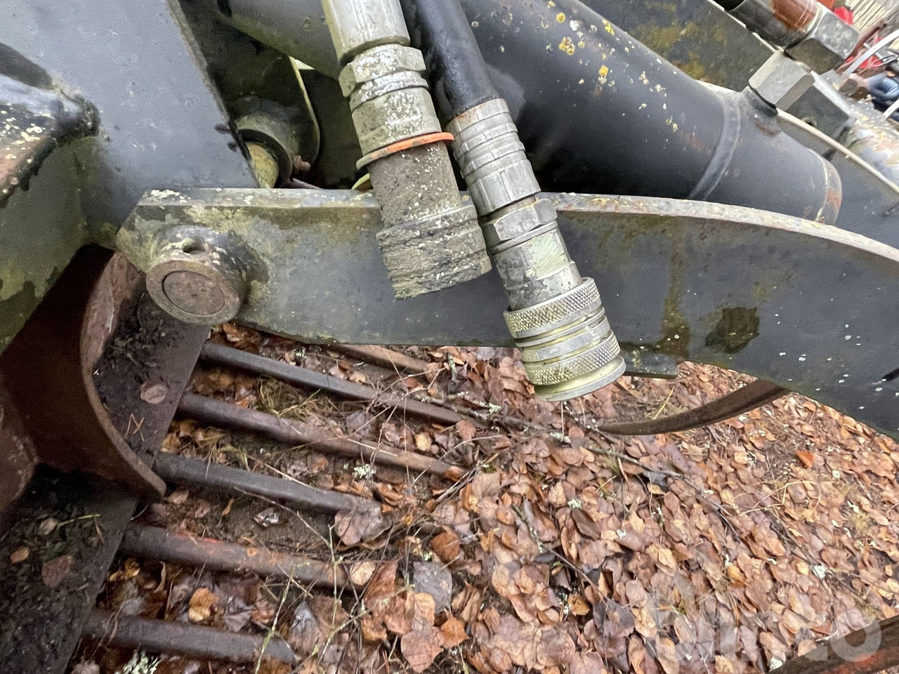 Chargeuse sur pneus BM H10 2053