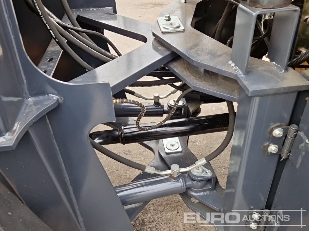 Chargeuse sur pneus Blanche TW36