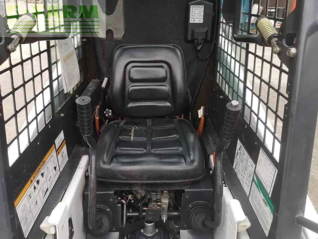 Chargeuse sur pneus Bobcat 463