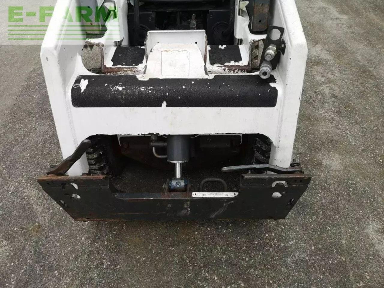 Chargeuse sur pneus Bobcat 463