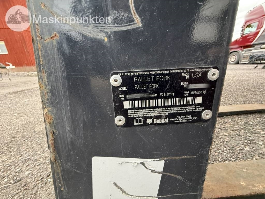 Chargeuse sur pneus Bobcat L 28 Hjullastare + Släp