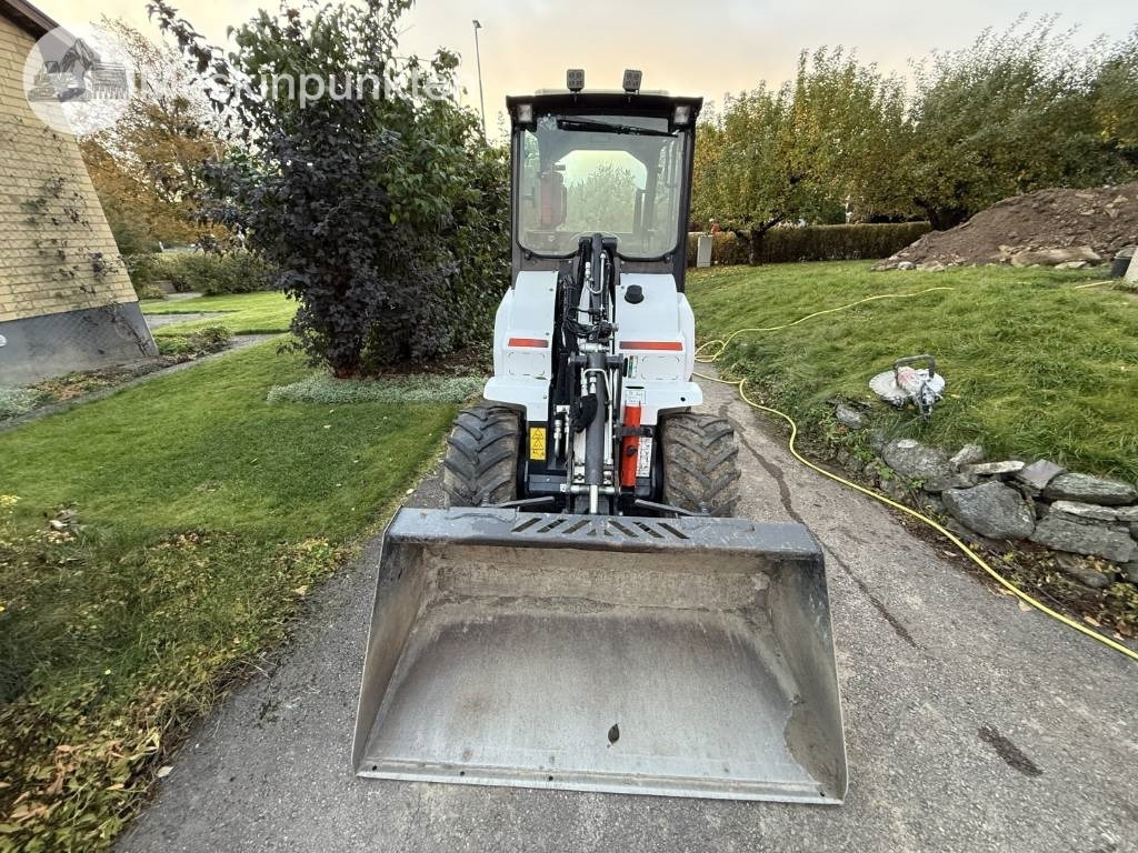 Chargeuse sur pneus Bobcat L 28 Hjullastare + Släp