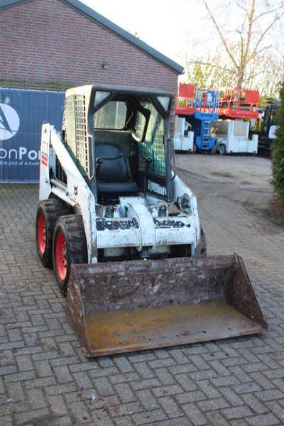 Chargeuse sur pneus Bobcat S130