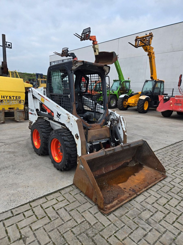 Chargeuse sur pneus Bobcat S450