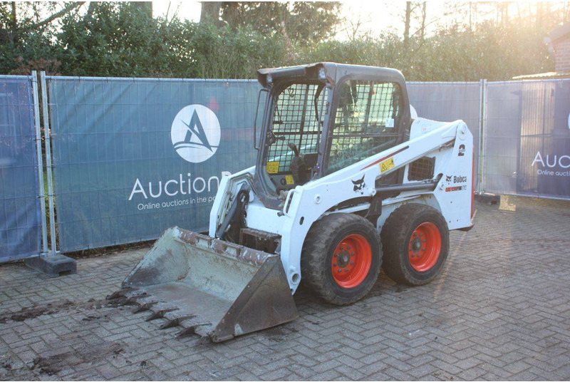 Chargeuse sur pneus Bobcat S450