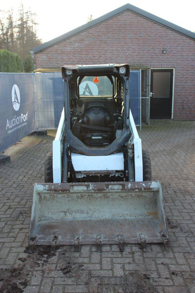 Chargeuse sur pneus Bobcat S450