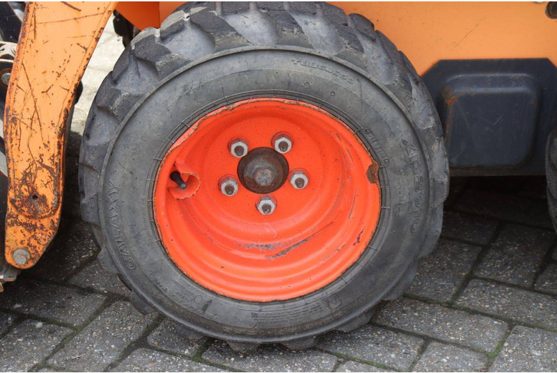 Chargeuse sur pneus Bobcat S70