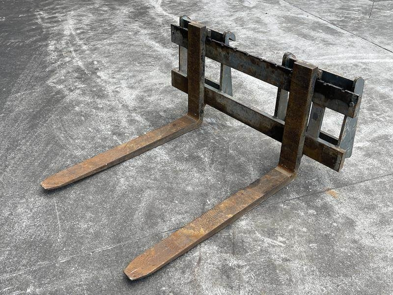 Chargeuse sur pneus Bobcat S 450