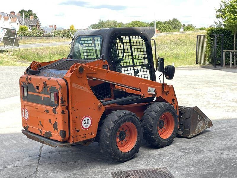Chargeuse sur pneus Bobcat S 450