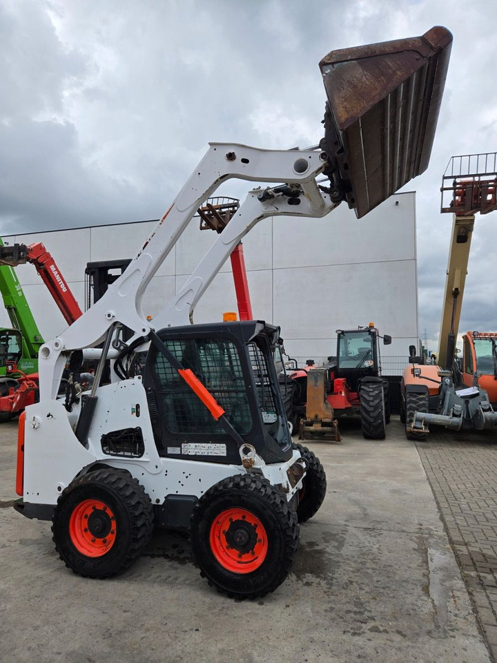 Chargeuse sur pneus Bobcat S 770