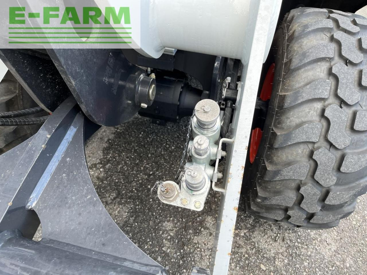 Chargeuse sur pneus Bobcat l85e