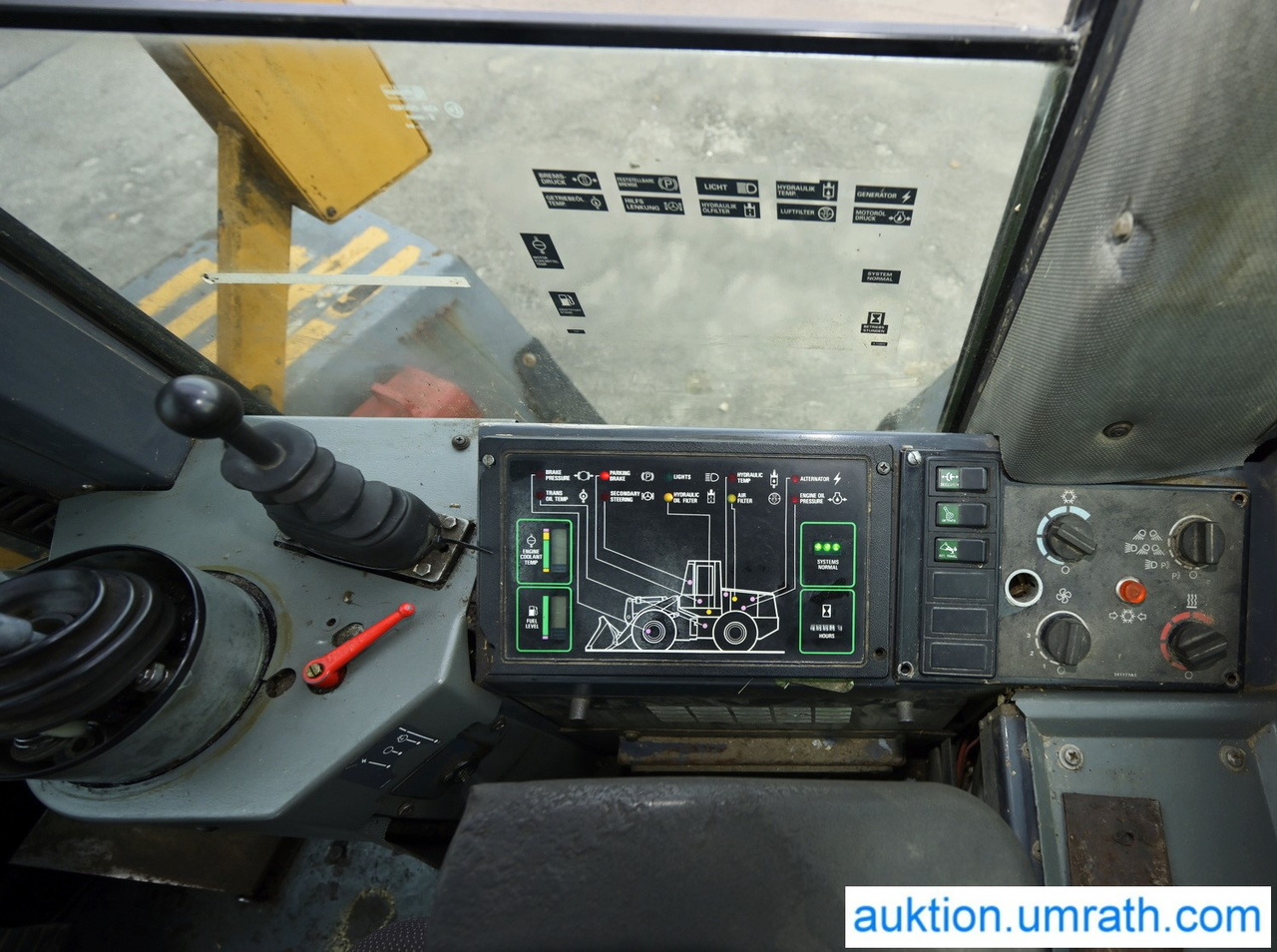 Chargeuse sur pneus CASE 721 B