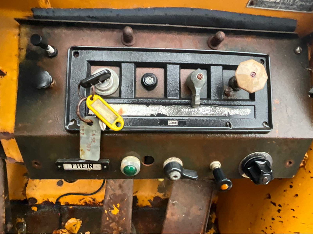 Chargeuse sur pneus CASE W20 SHOVEL