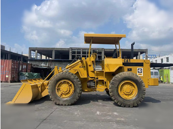 Chargeuse sur pneus CATERPILLAR 910