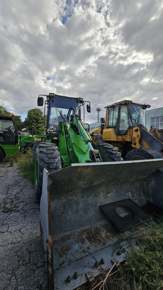 Chargeuse sur pneus CATERPILLAR 924H