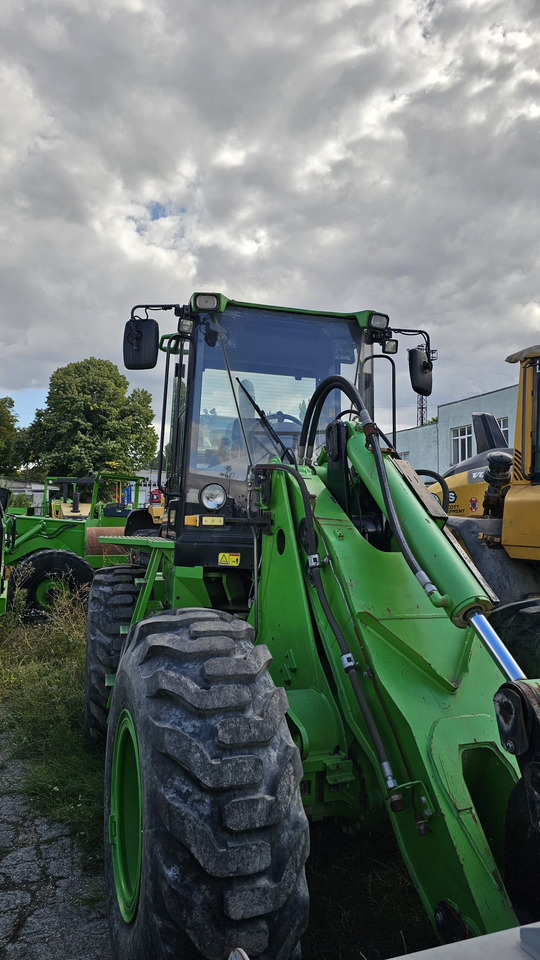 Chargeuse sur pneus CATERPILLAR 924H