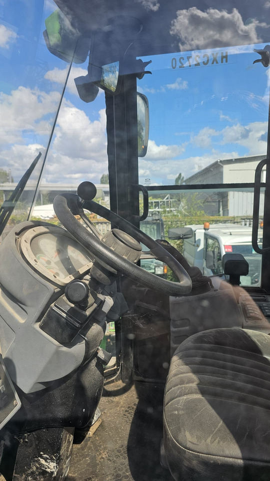 Chargeuse sur pneus CATERPILLAR 924H