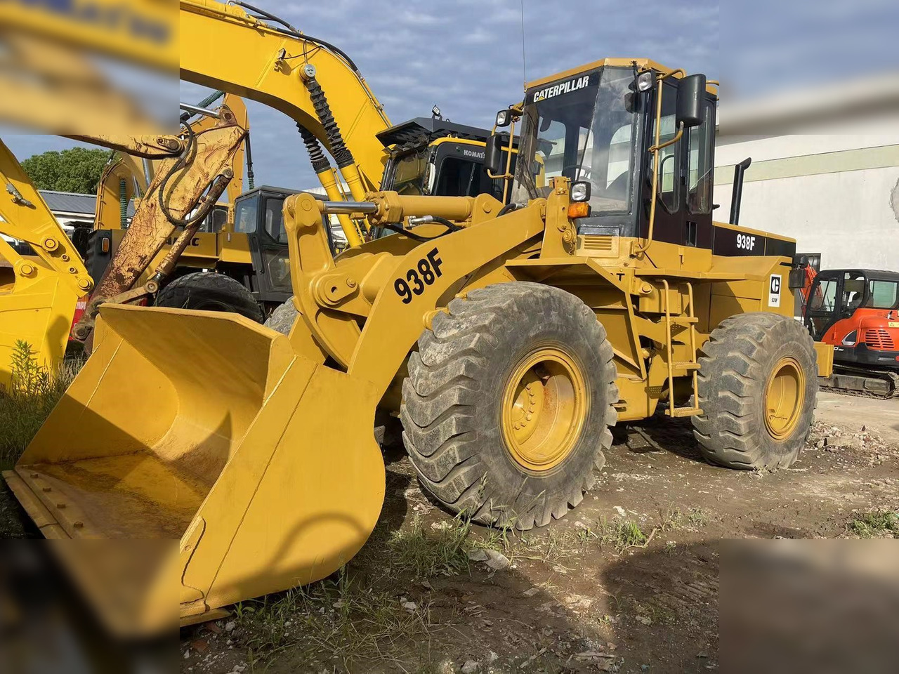 Chargeuse sur pneus CATERPILLAR 938F