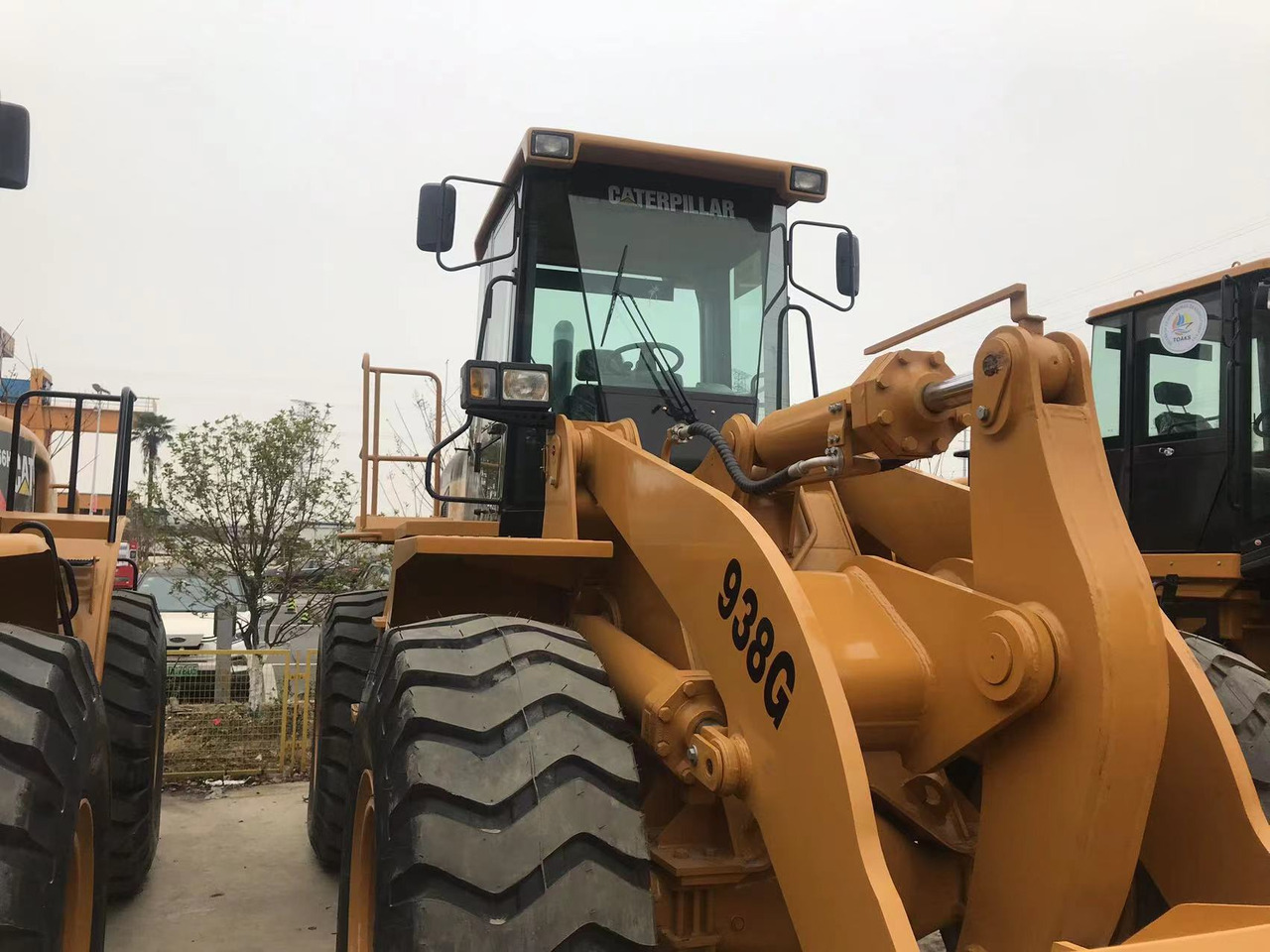 Chargeuse sur pneus CATERPILLAR 938G