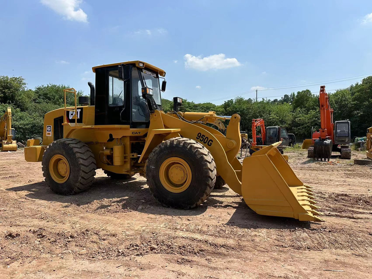 Chargeuse sur pneus CATERPILLAR 950G