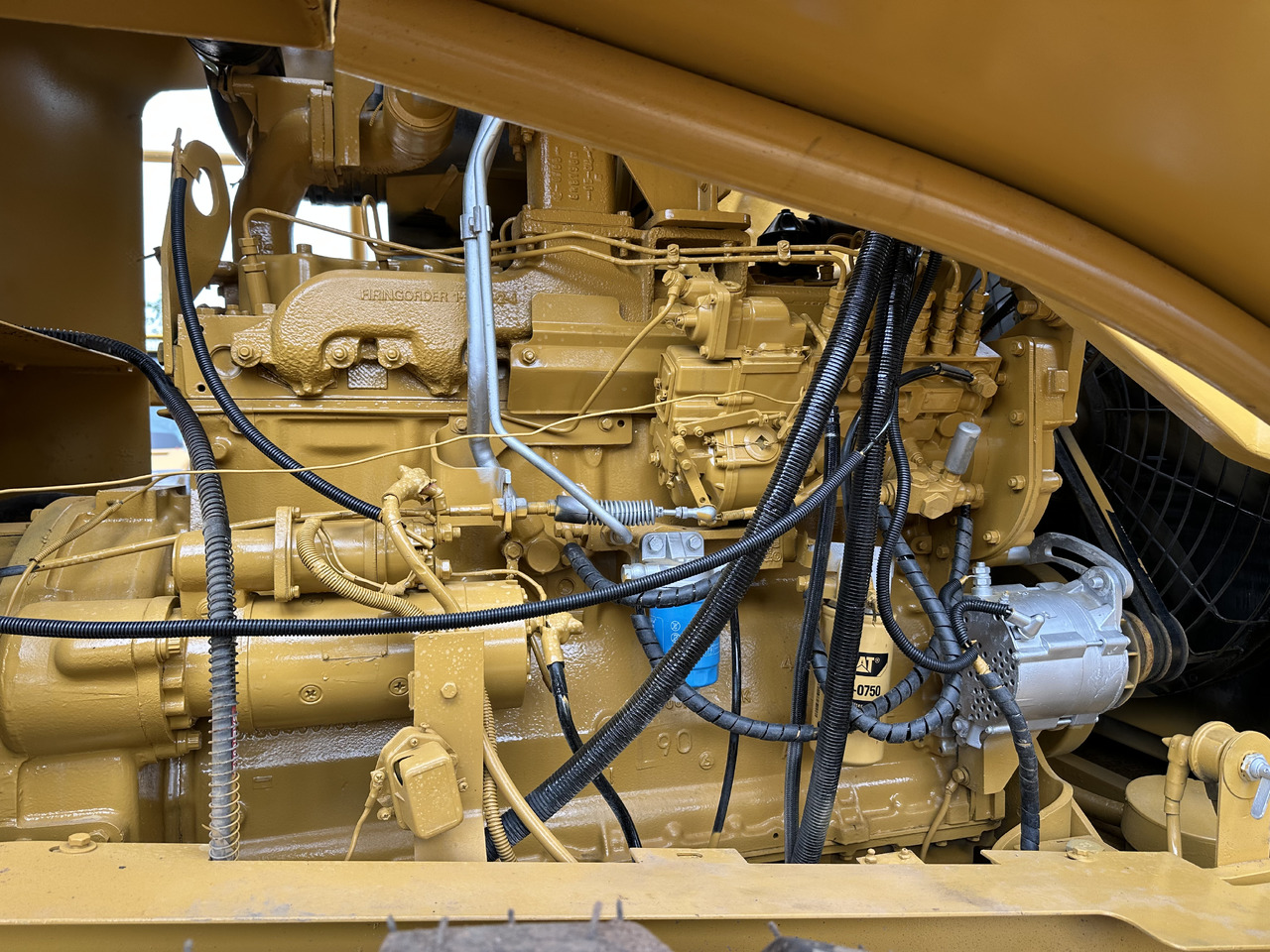 Chargeuse sur pneus CATERPILLAR 950G