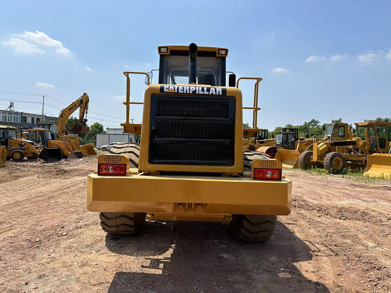 Chargeuse sur pneus CATERPILLAR 950G