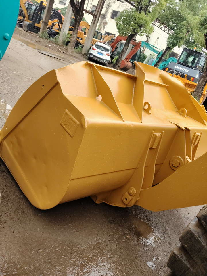 Chargeuse sur pneus CATERPILLAR 950GC CAT 966H 950H