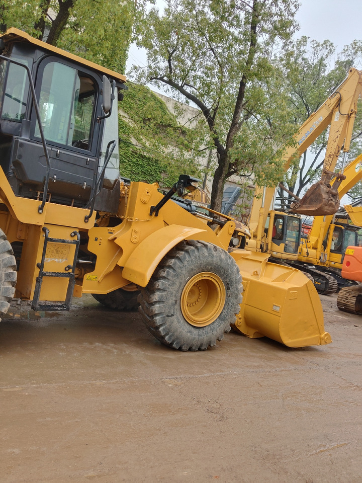 Chargeuse sur pneus CATERPILLAR 950GC CAT 966H 950H