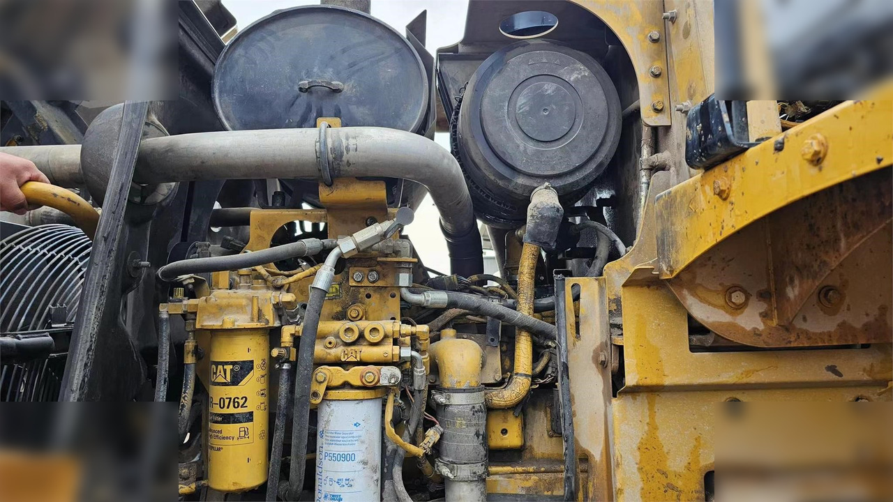 Chargeuse sur pneus CATERPILLAR 950H