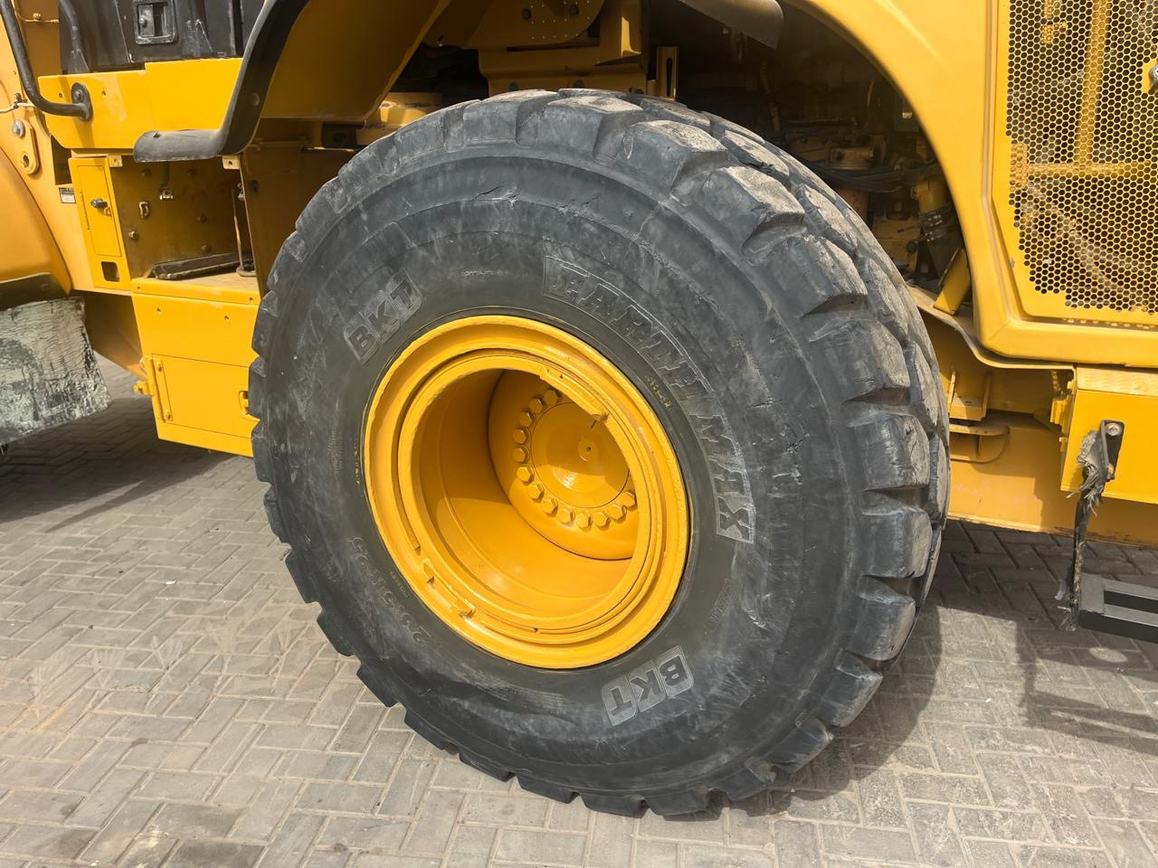 Chargeuse sur pneus CATERPILLAR 950H