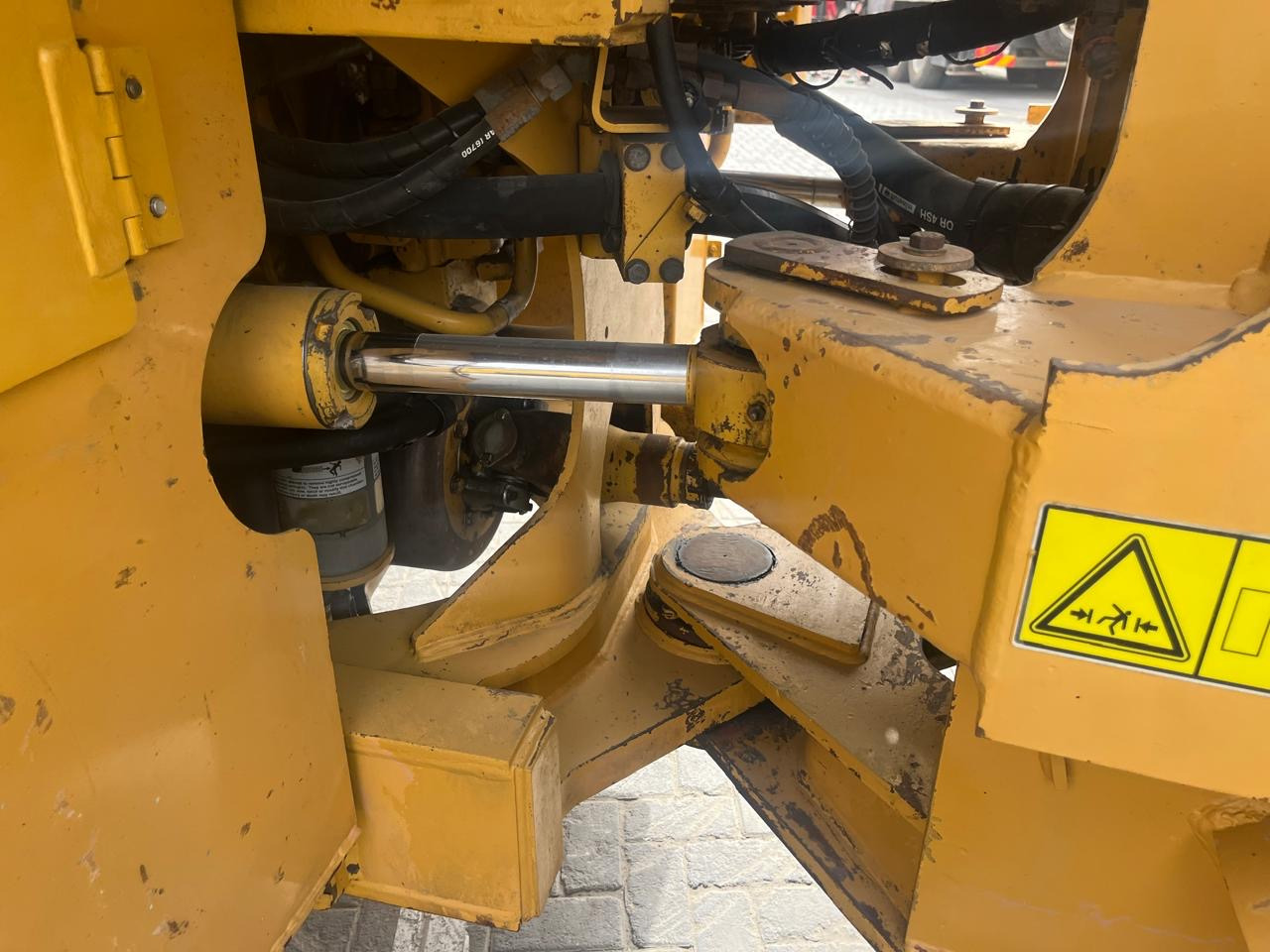 Chargeuse sur pneus CATERPILLAR 950H