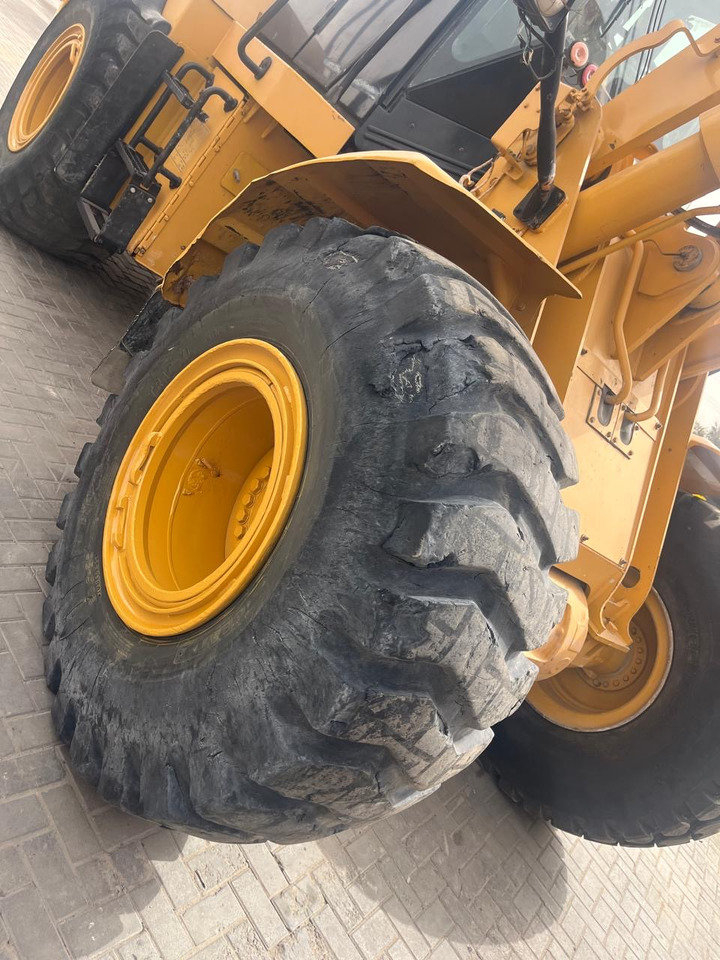 Chargeuse sur pneus CATERPILLAR 950H