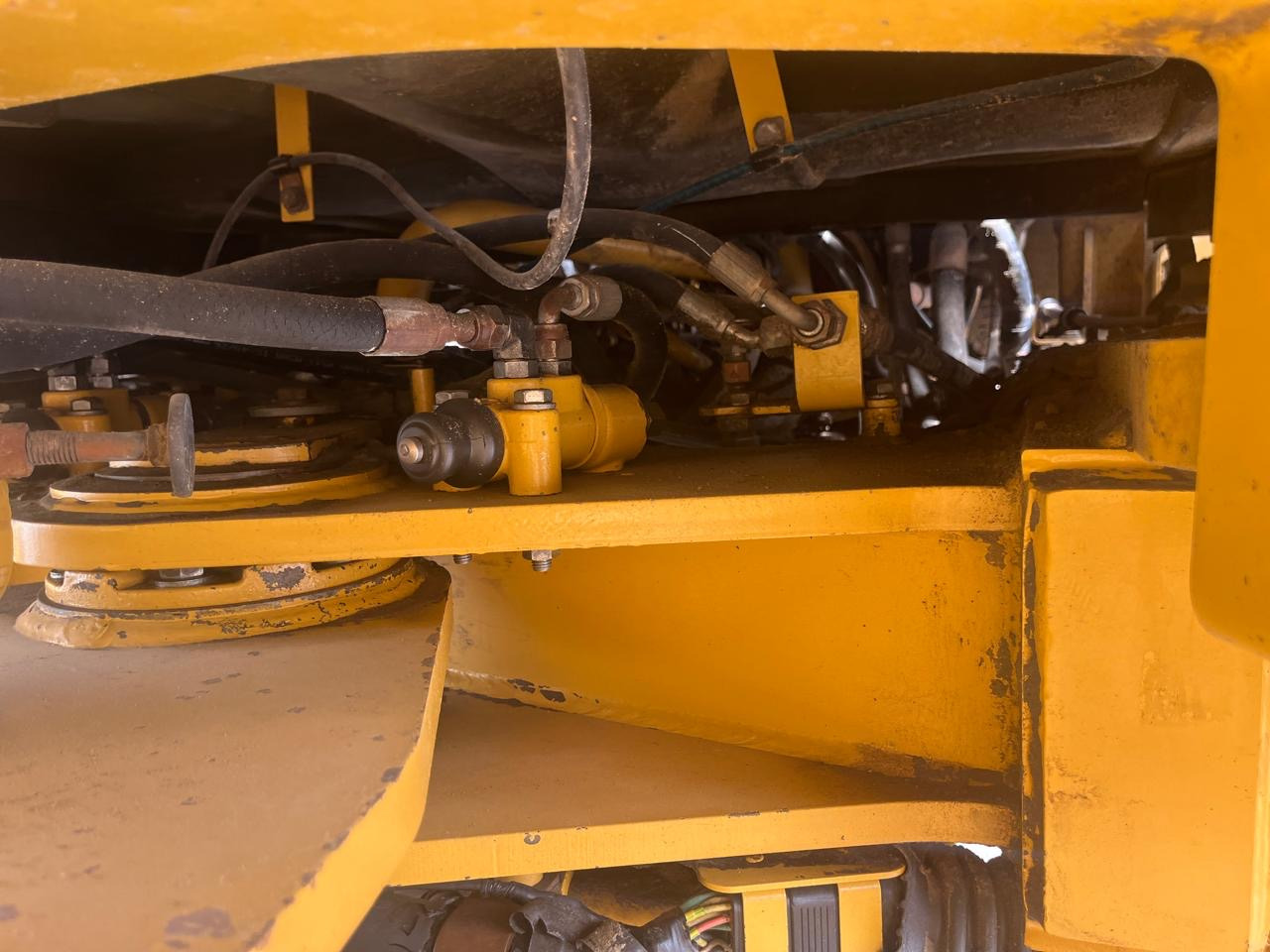 Chargeuse sur pneus CATERPILLAR 950H