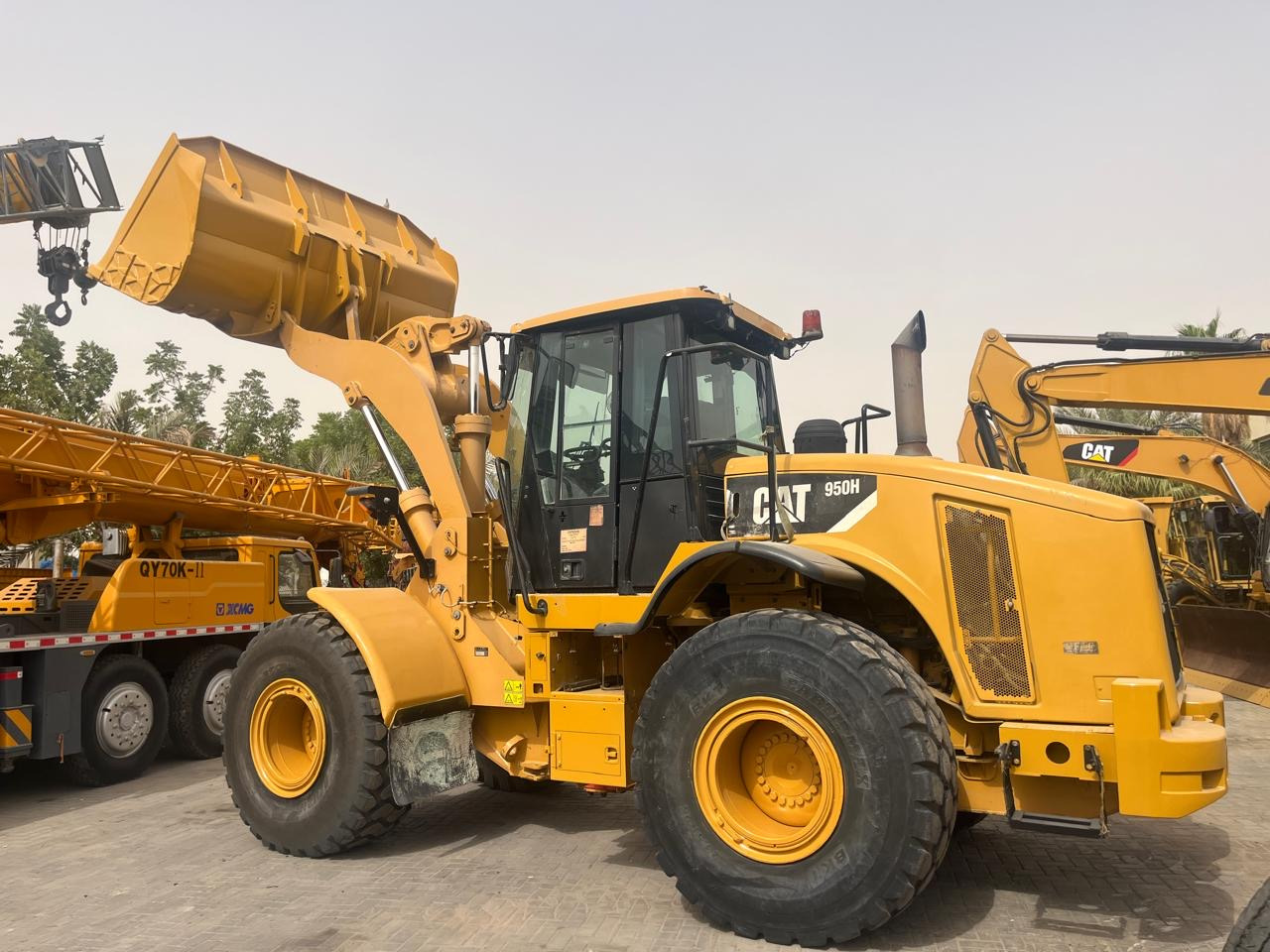 Chargeuse sur pneus CATERPILLAR 950H