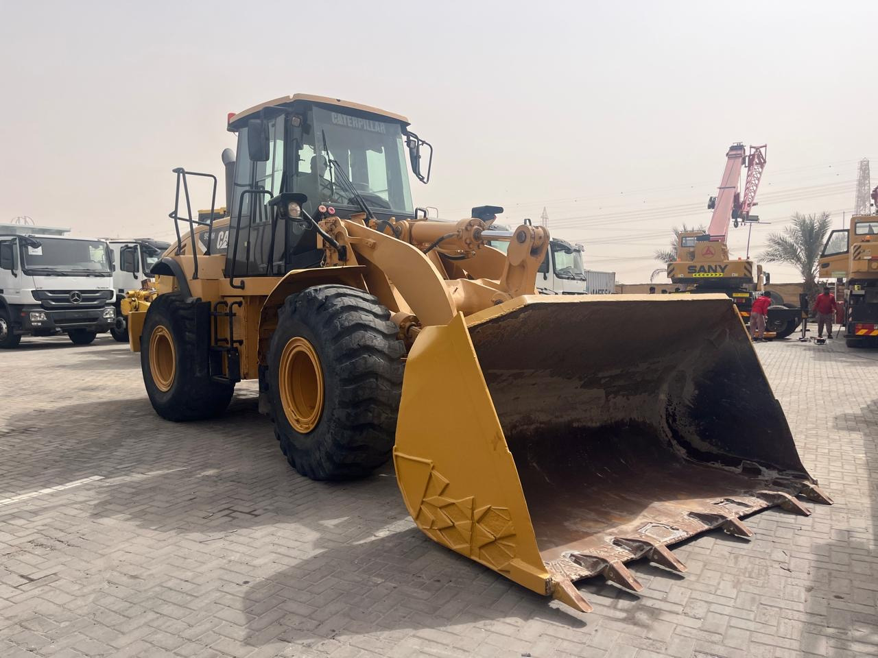 Chargeuse sur pneus CATERPILLAR 950H