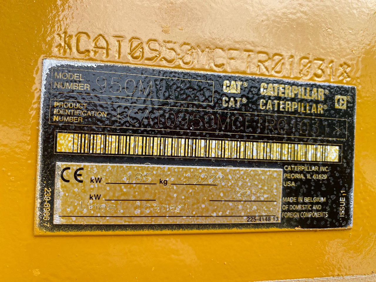 Chargeuse sur pneus CATERPILLAR 950 M