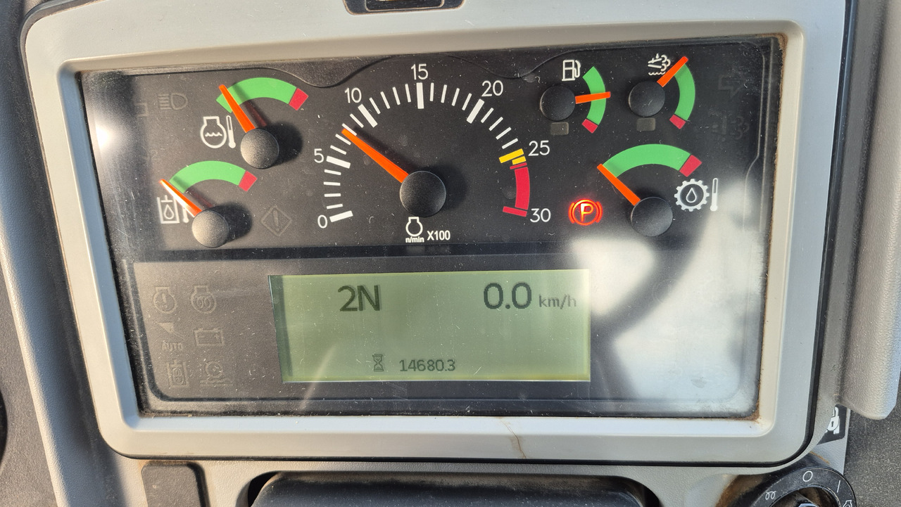 Chargeuse sur pneus CATERPILLAR 962M