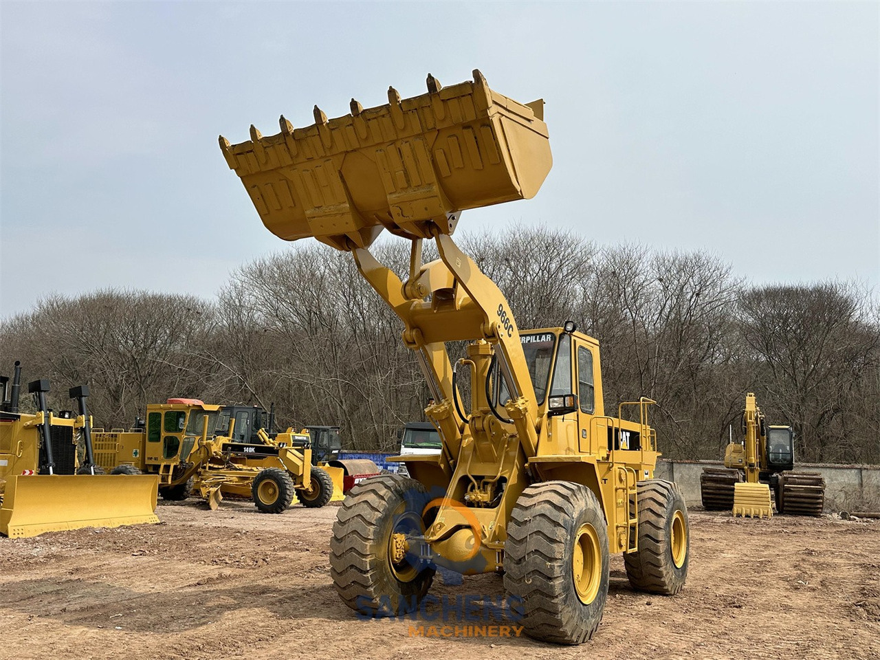 Chargeuse sur pneus CATERPILLAR 966C wheel loader