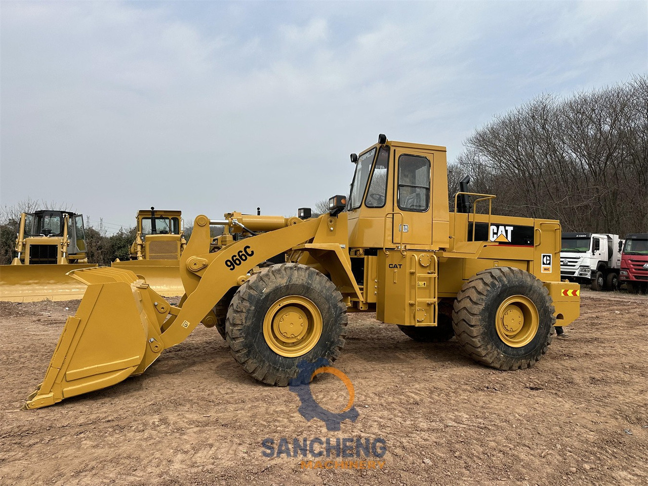 Chargeuse sur pneus CATERPILLAR 966C wheel loader
